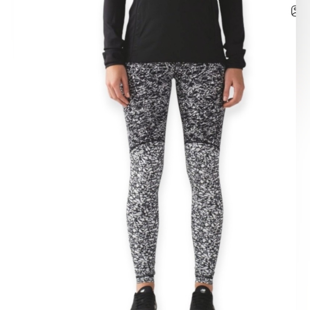 Lululemon Wunder Under Pant (Hi-Rise) Ice Breaker Black & White Size 8